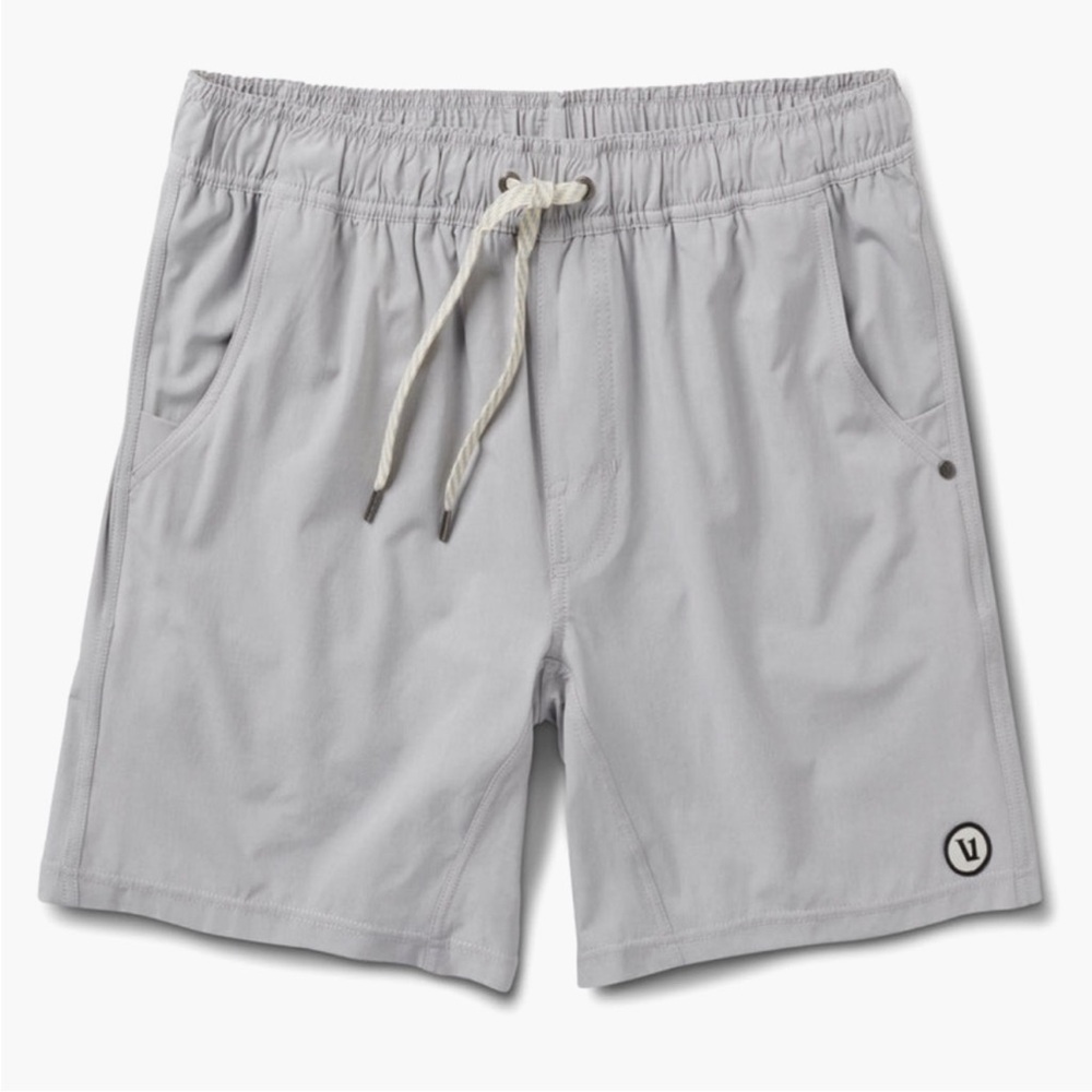 Vuori Men’s Kore Shorts Light Grey Size Medium 7.5” Inseam